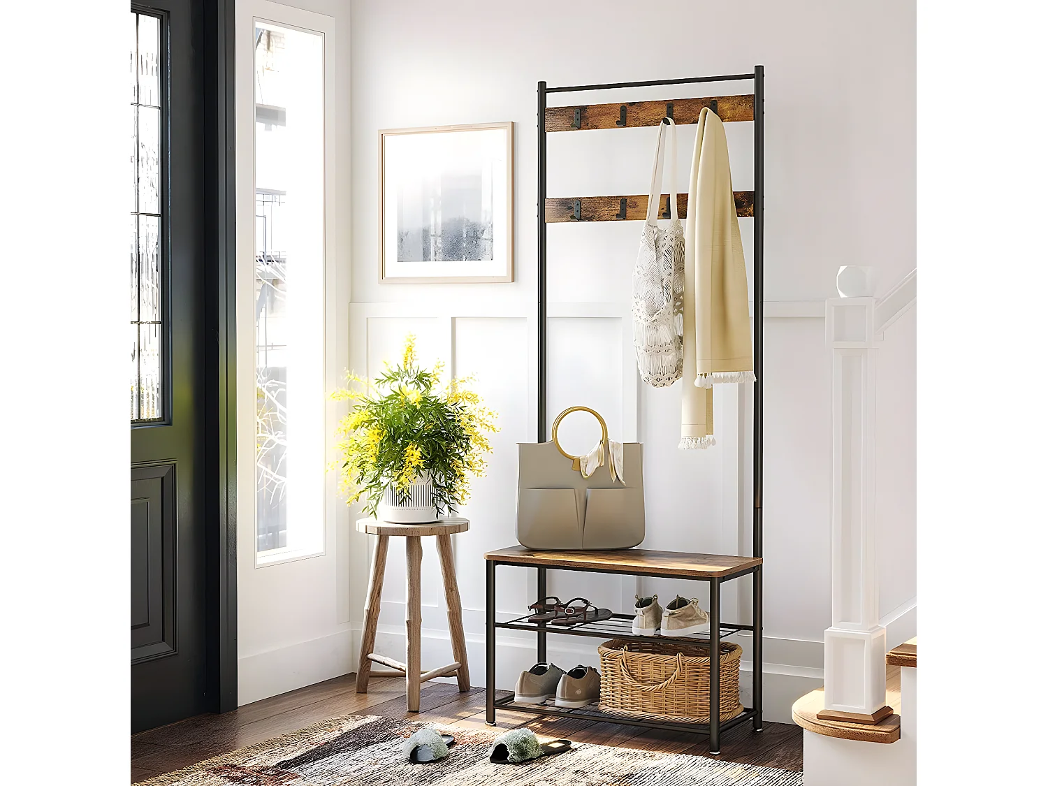 Vestiaire d'entrée avec patères et banc chaussures