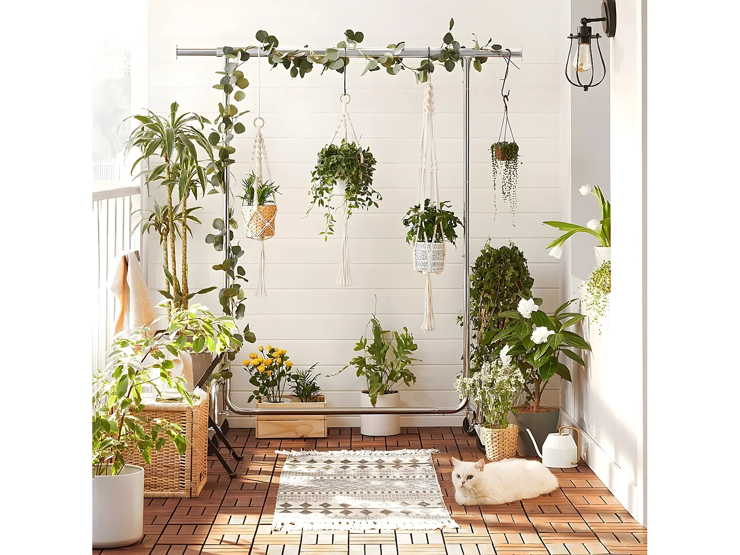 Porta abiti con asta estensibile da 110-150 cm su ruote