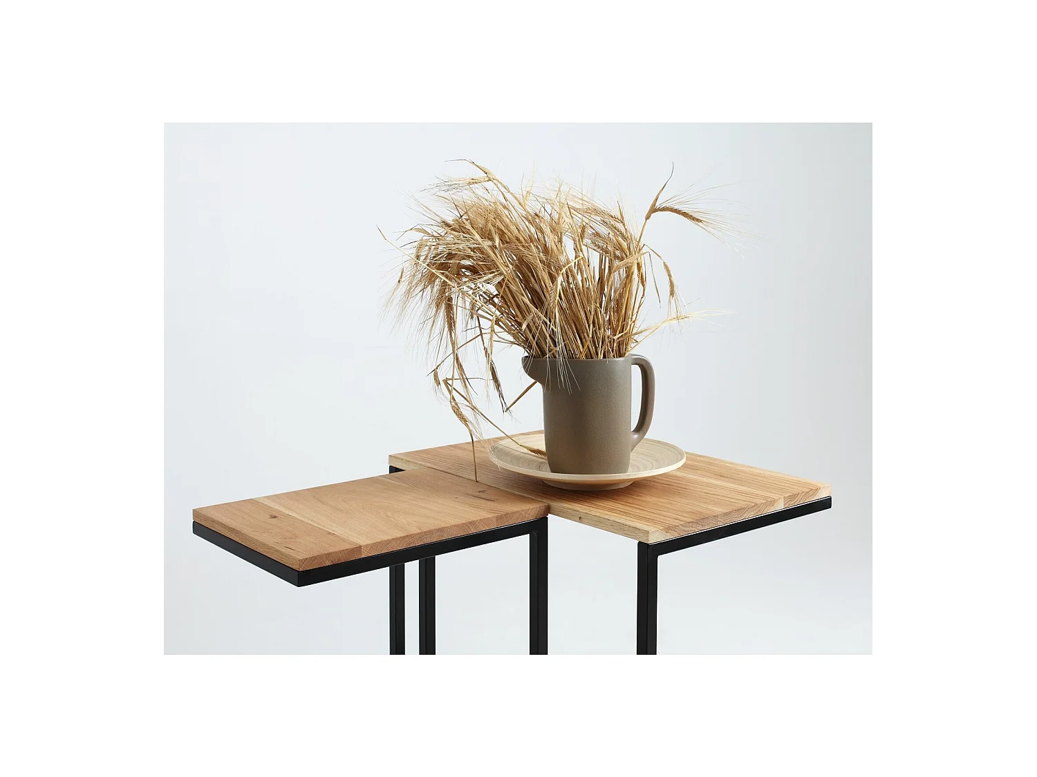 Table d'appoint lupe