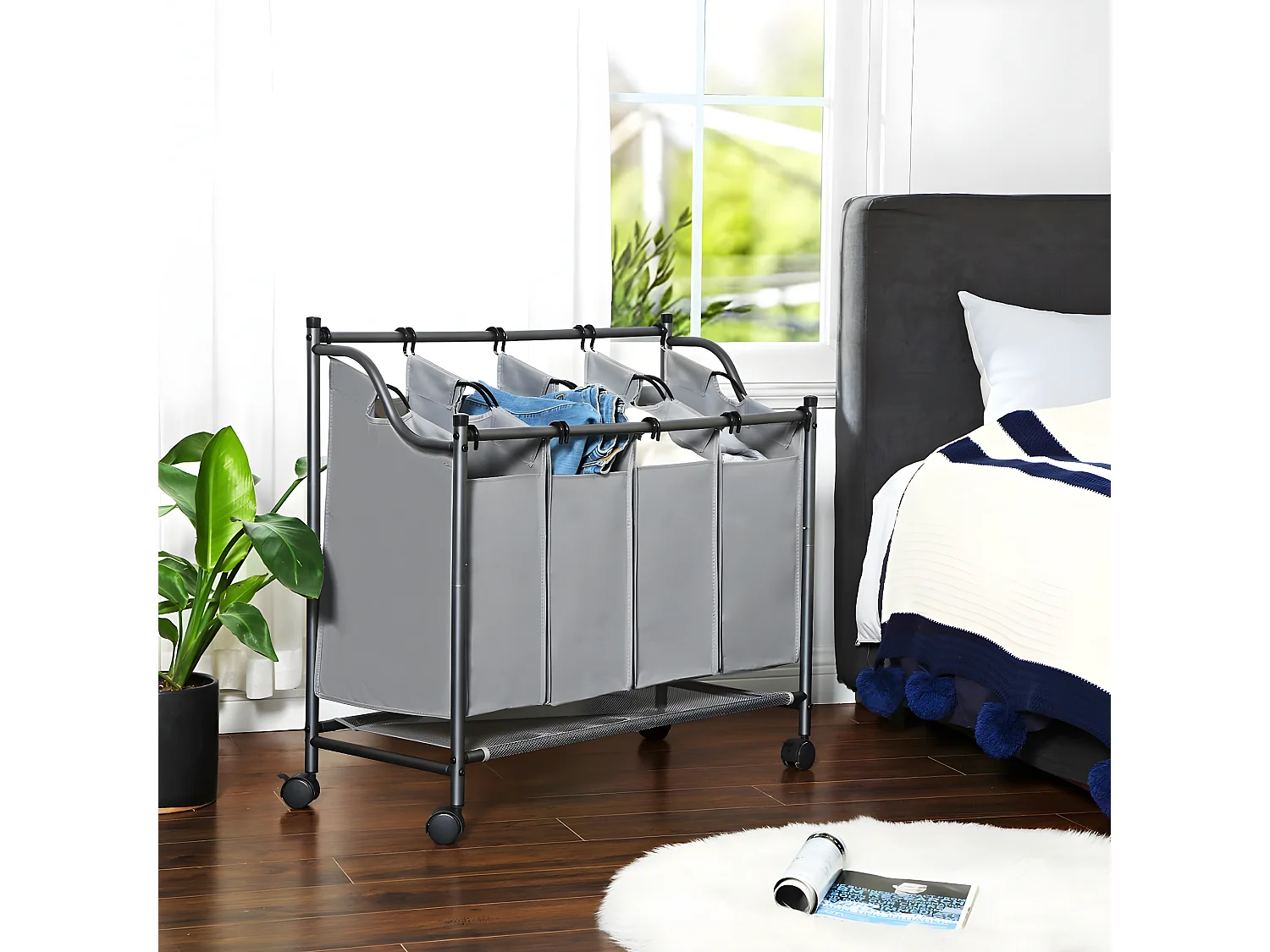 Bac à Linge avec 4 Sacs Amovibles Gris sur Roulettes - L87,5 cm