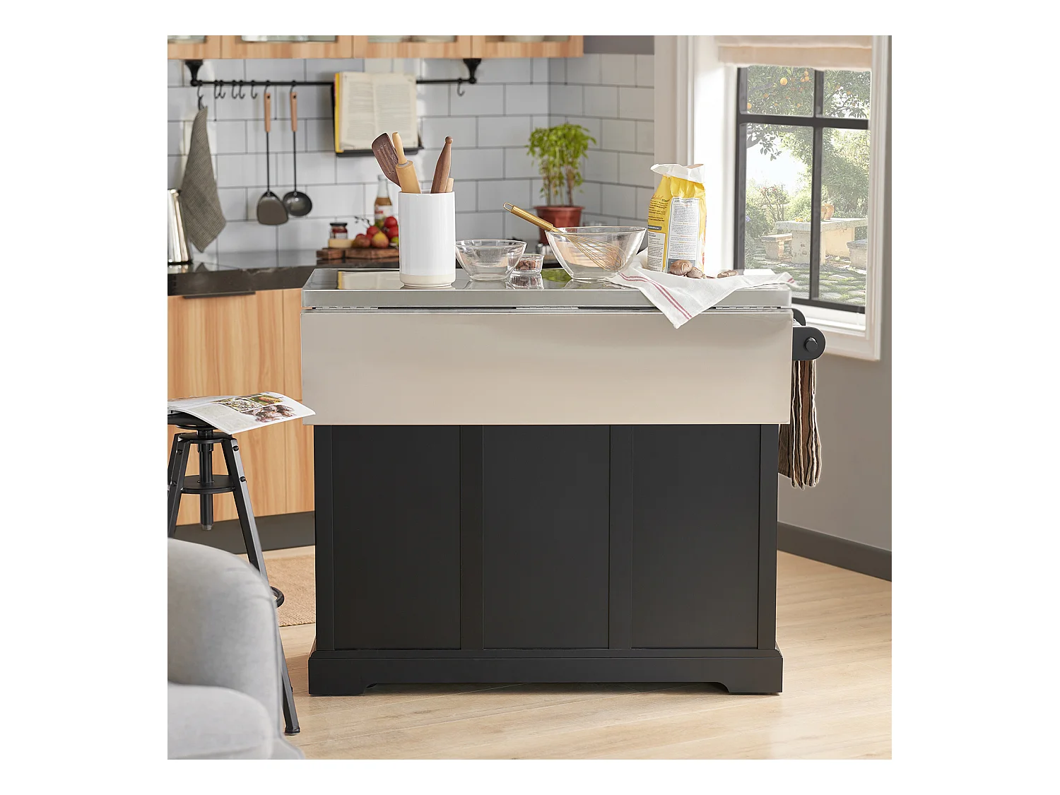 Carrito de Cocina con Piso de Acero,con Tablero Extensible,L115 x P46 x H92cm Negro FKW71-SCH SoBuy ES