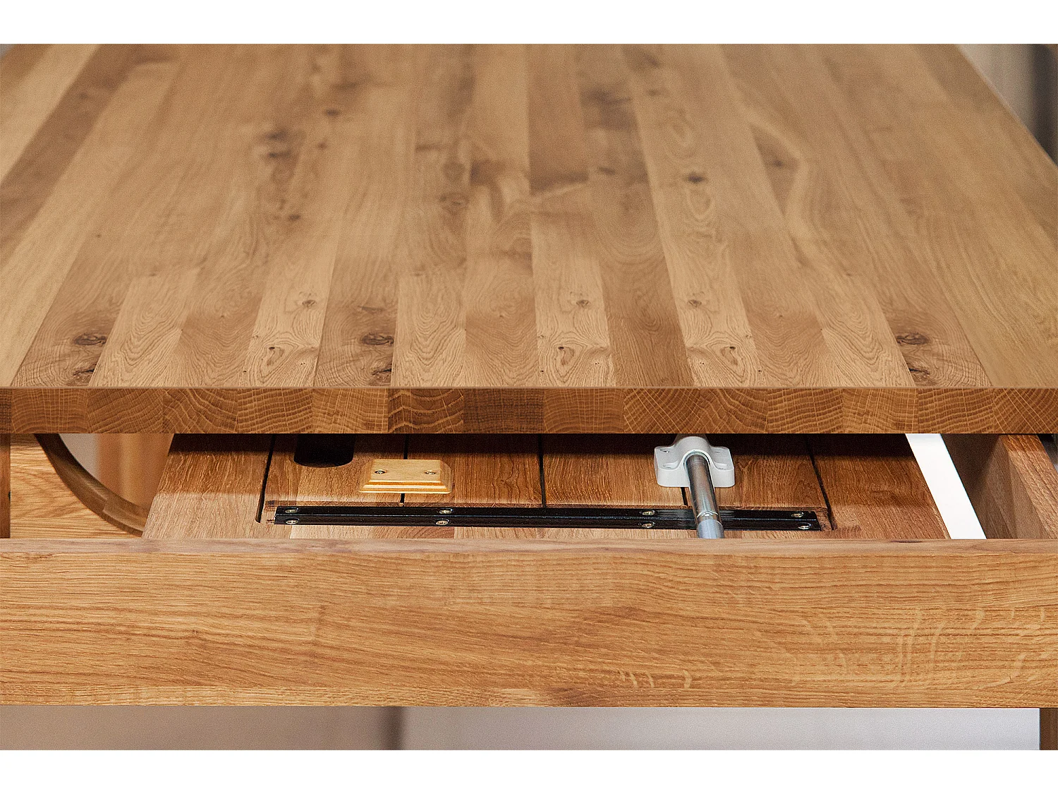 VENTO - Table à rallonge en chêne sauvage, huilé naturel 100x160