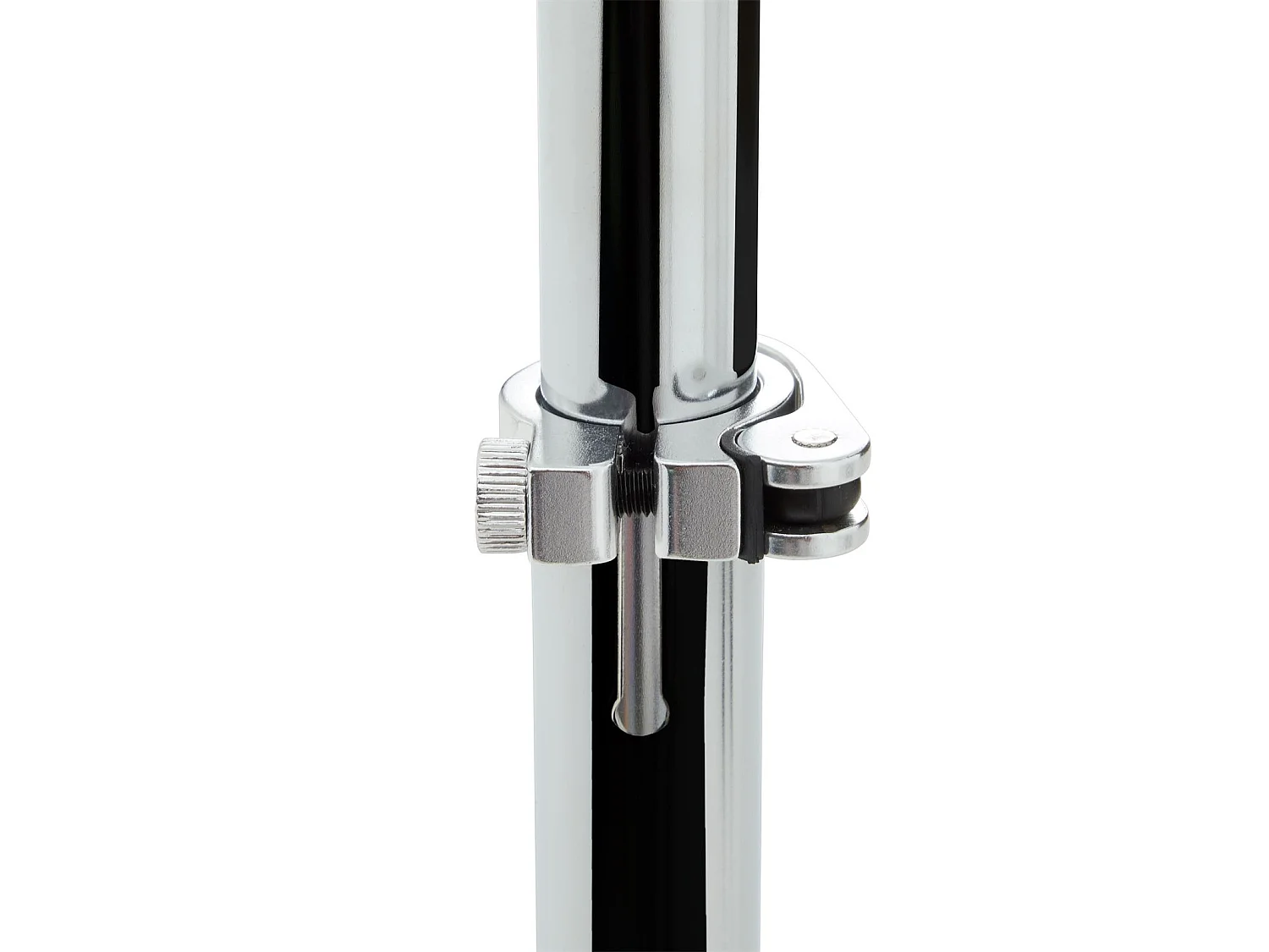 Table d'appoint LEONIE bout de canapé rond table à café table basse hauteur réglable, en métal chromé et verre trempé blanc