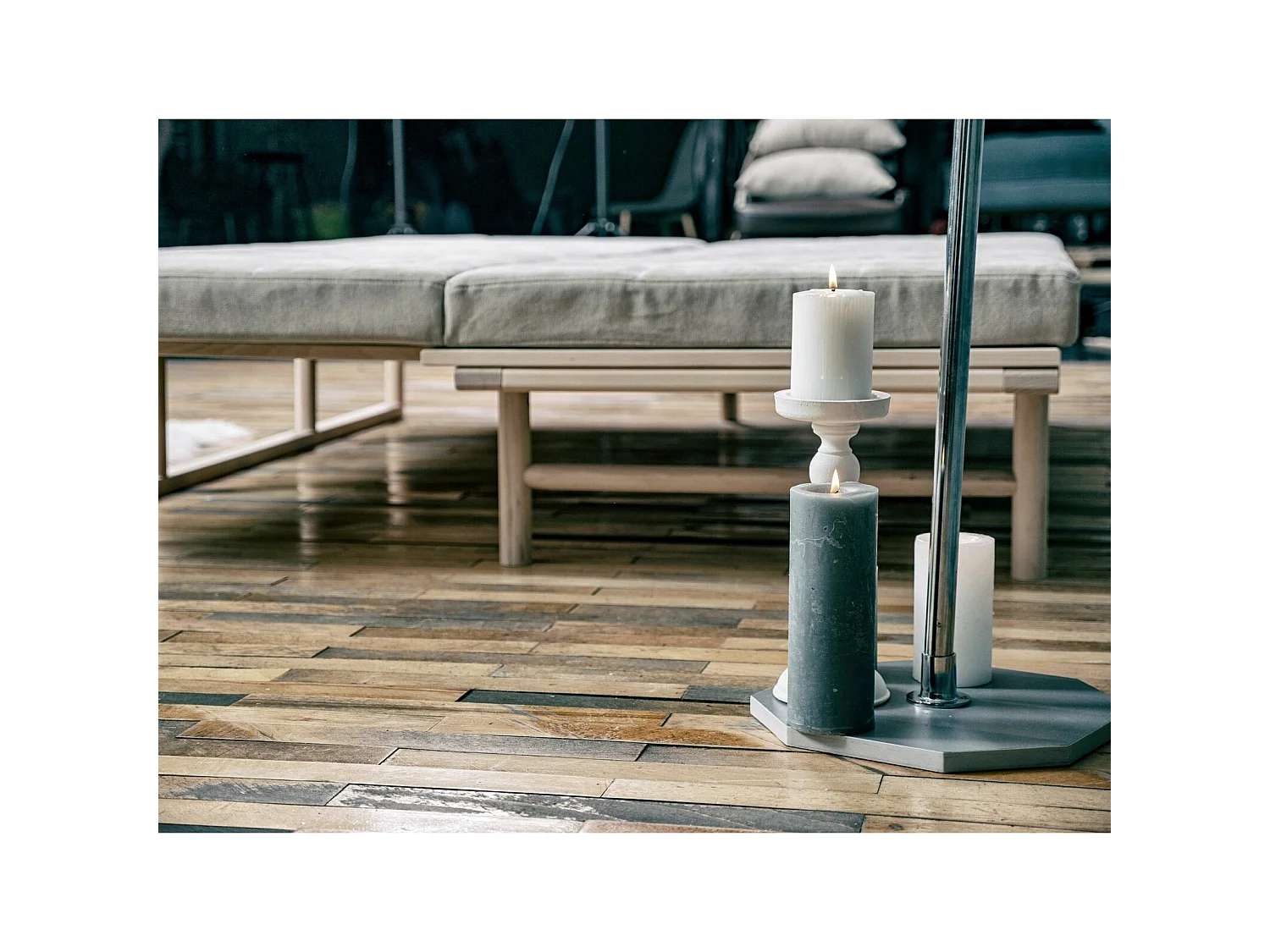 Canapé Lit Convertible Design en Tissu Beige et Bois Marron