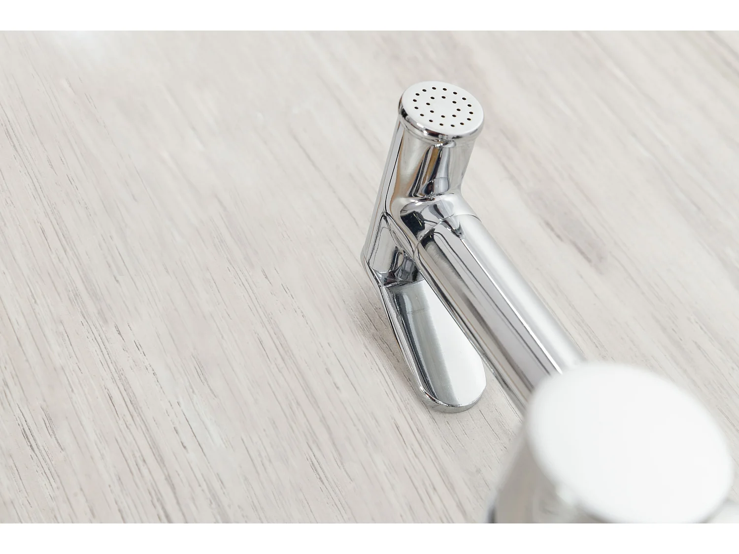 Robinet De Bidet Rea Loop Lungo Chrome