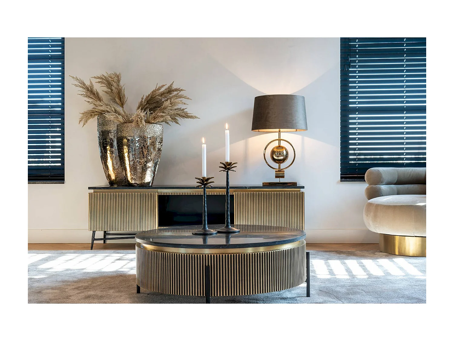 Buffet TV Marbre et Doré Élégance Moderne