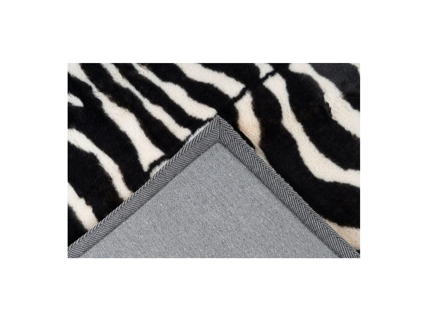 Tapis rabbit animal 400 - 160 x 230 cm