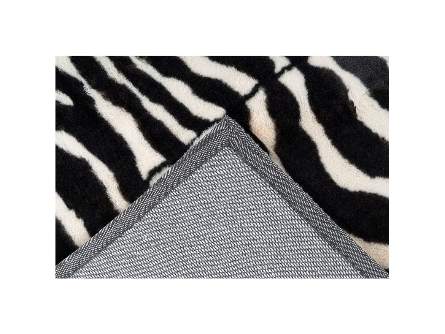 Tapis rabbit animal 400 - 160 x 230 cm