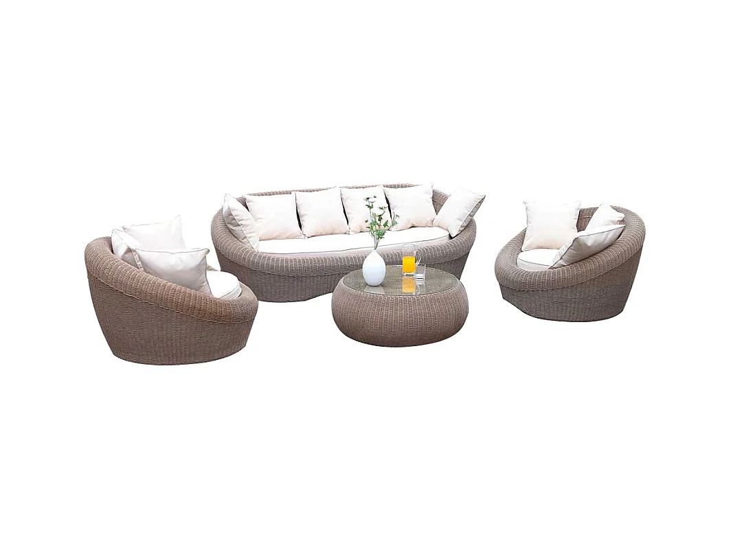 Tuinloungeset van karamelkleurig gevolchten hars - 1 zitbank, 2 fauteuils en 1 salontafel - WHITEHEAVEN van MYLIA