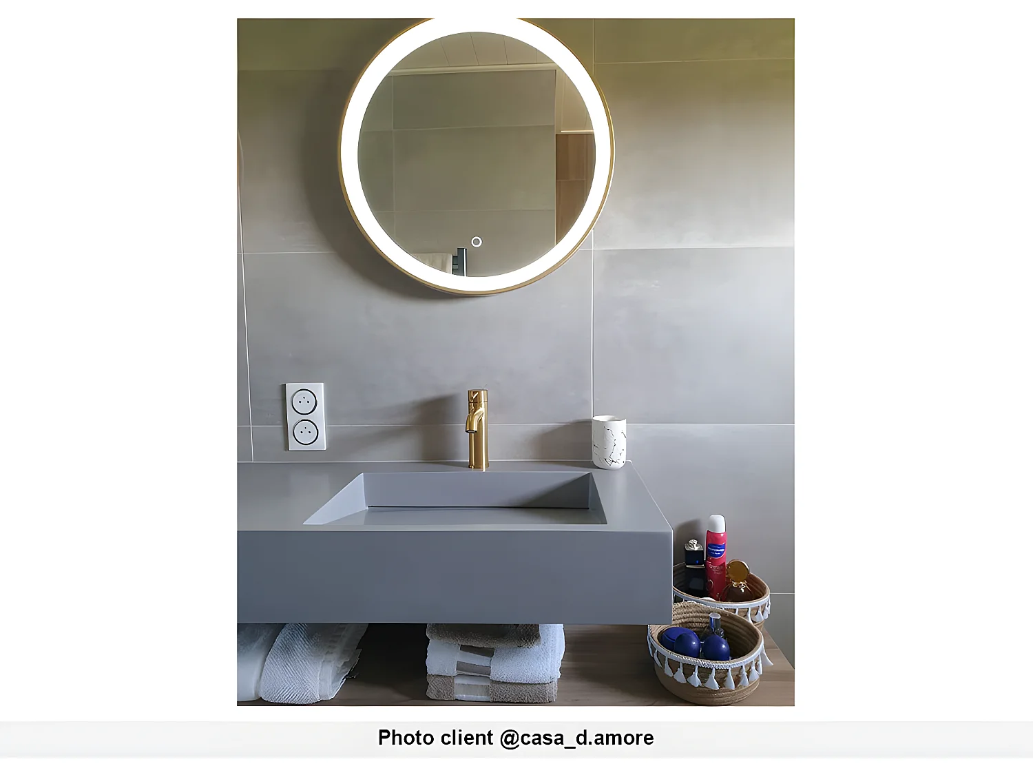 Badezimmerspiegel rund mit LED-Beleuchtung - beschlagfrei - D 60 cm - DANIELA