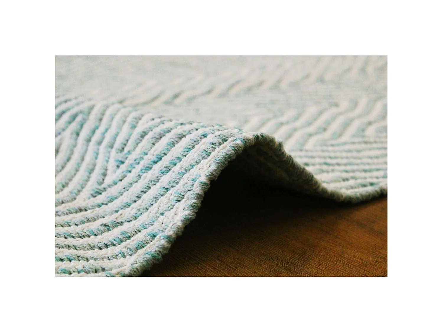 Tapis fait main turquoise 410 appetizer - 80 x 150 cm