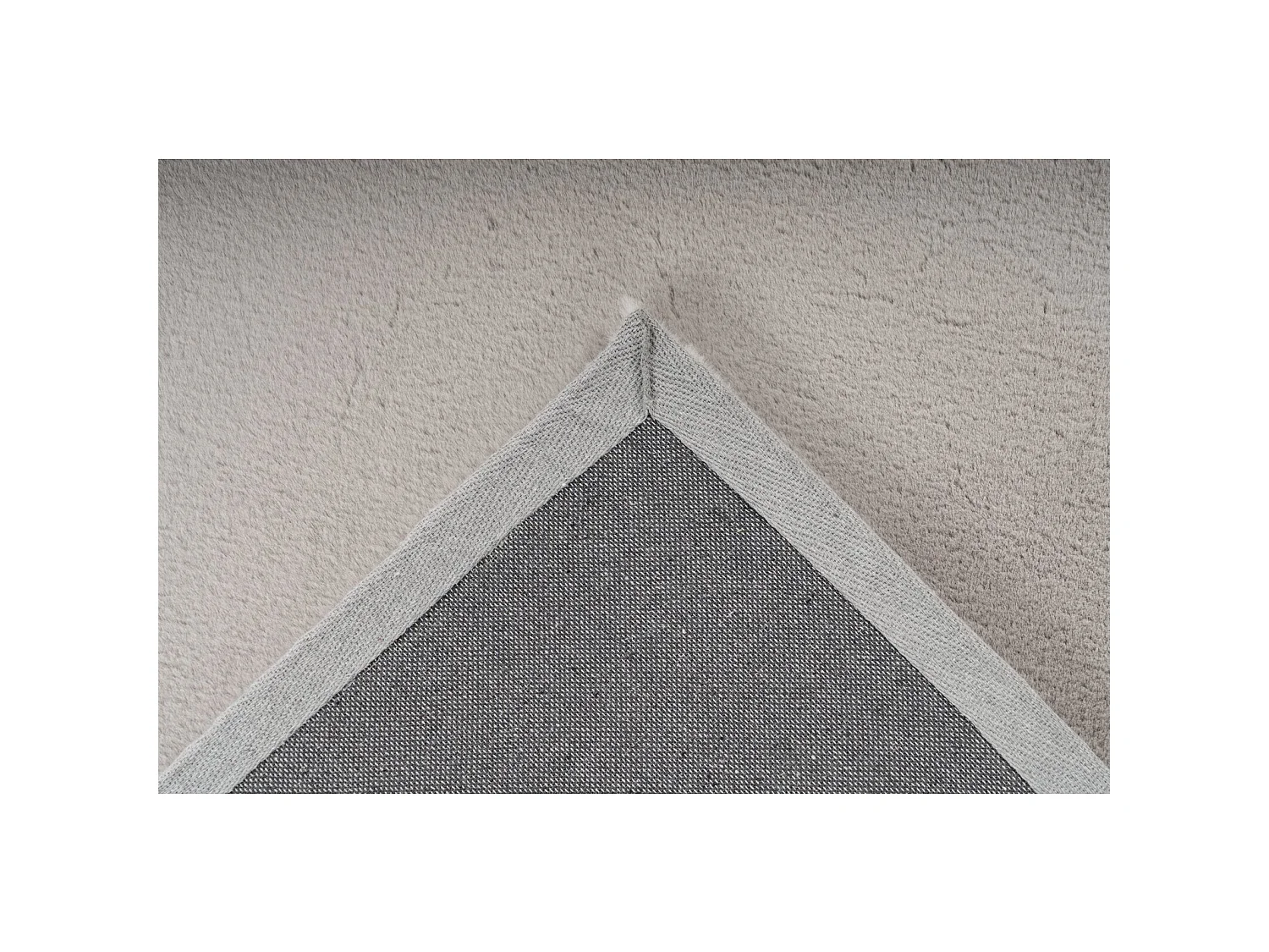 Tapis rabbit light 500 - 160 x 230 cm