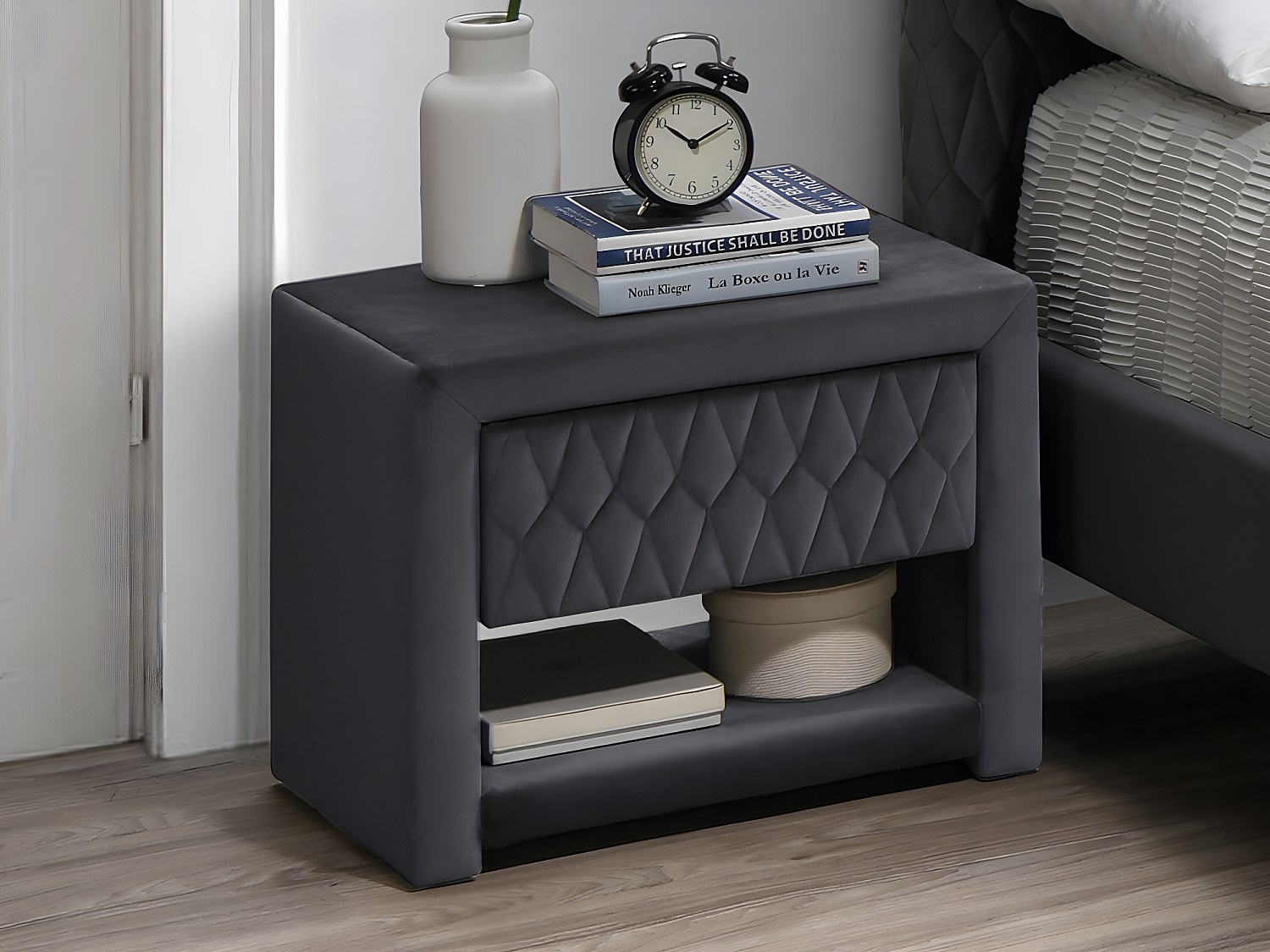 Vente-unique Nachttisch Mit 1 Schublade & 1 Ablage - Samt - Grau - Danielle