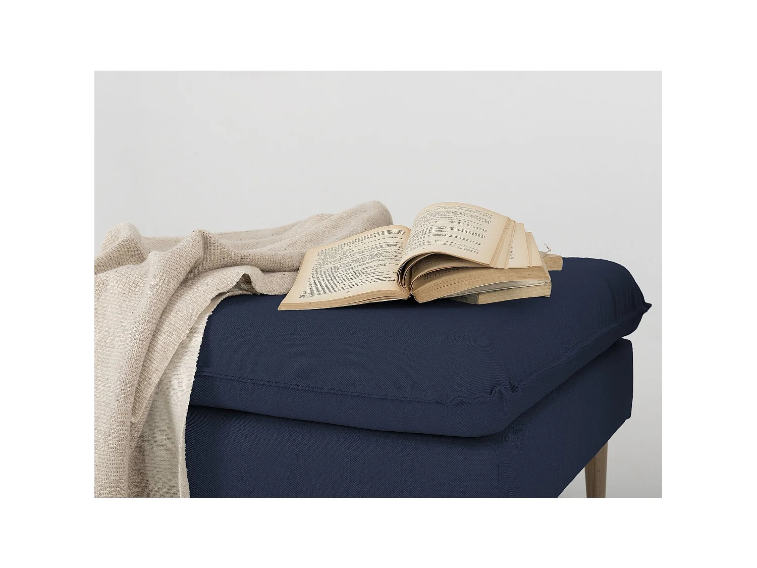 Pouf posh Bleu encre