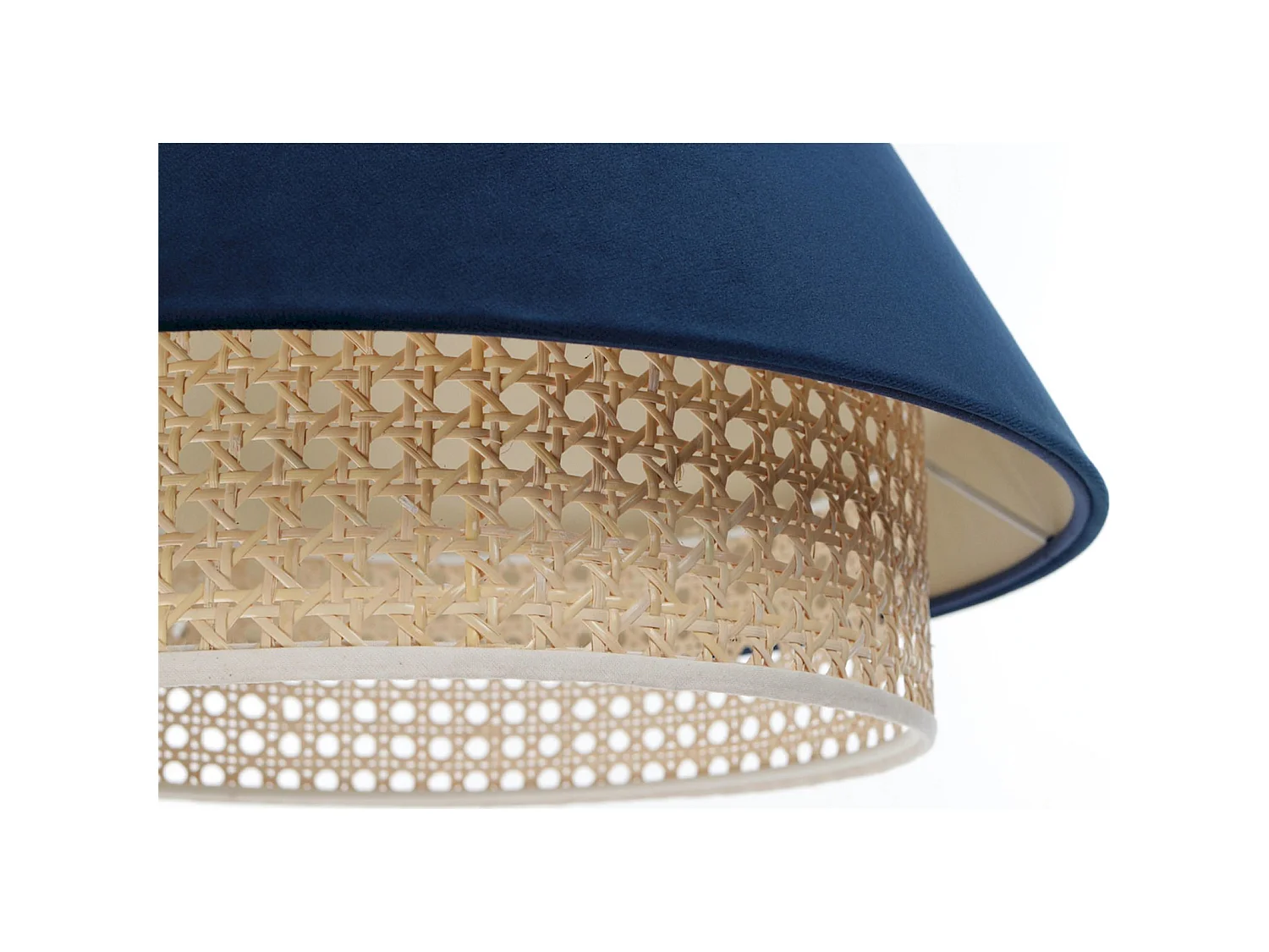 Suspension Extérieur en tissu velours bleu avec rotin naturel, intérieur crème