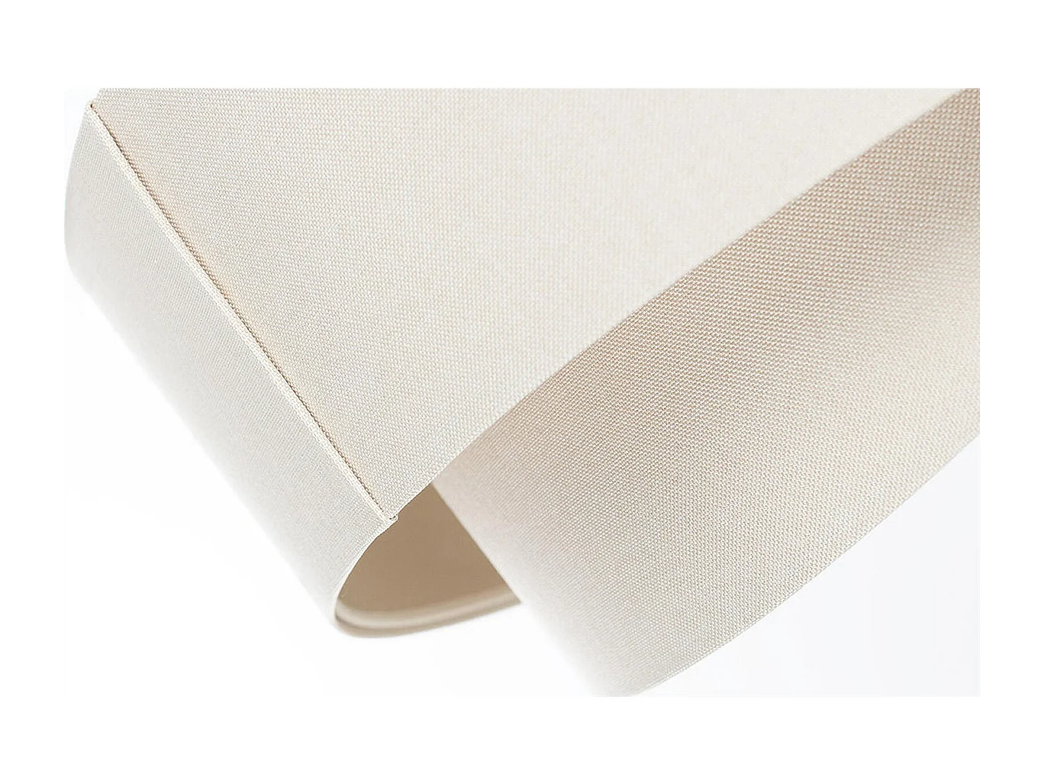 Luminaire suspendu cylindre beige au design épuré