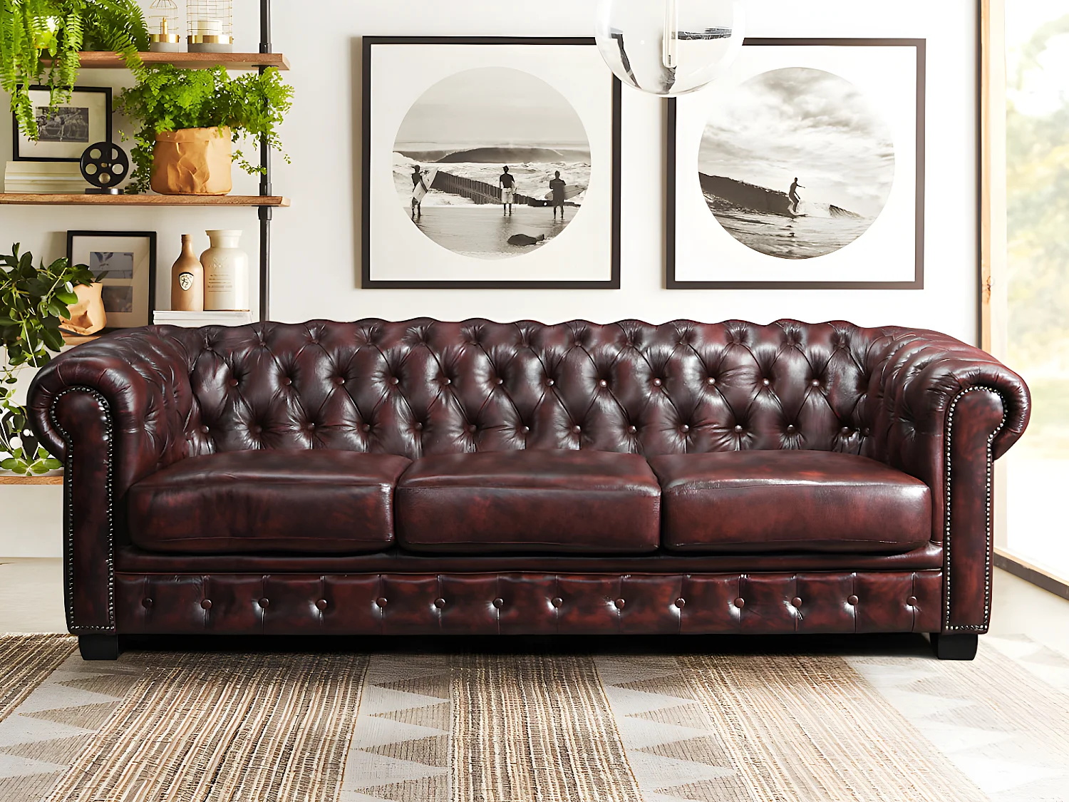 Canapé chesterfield 4 places BRENTON 100% cuir de buffle bordeaux