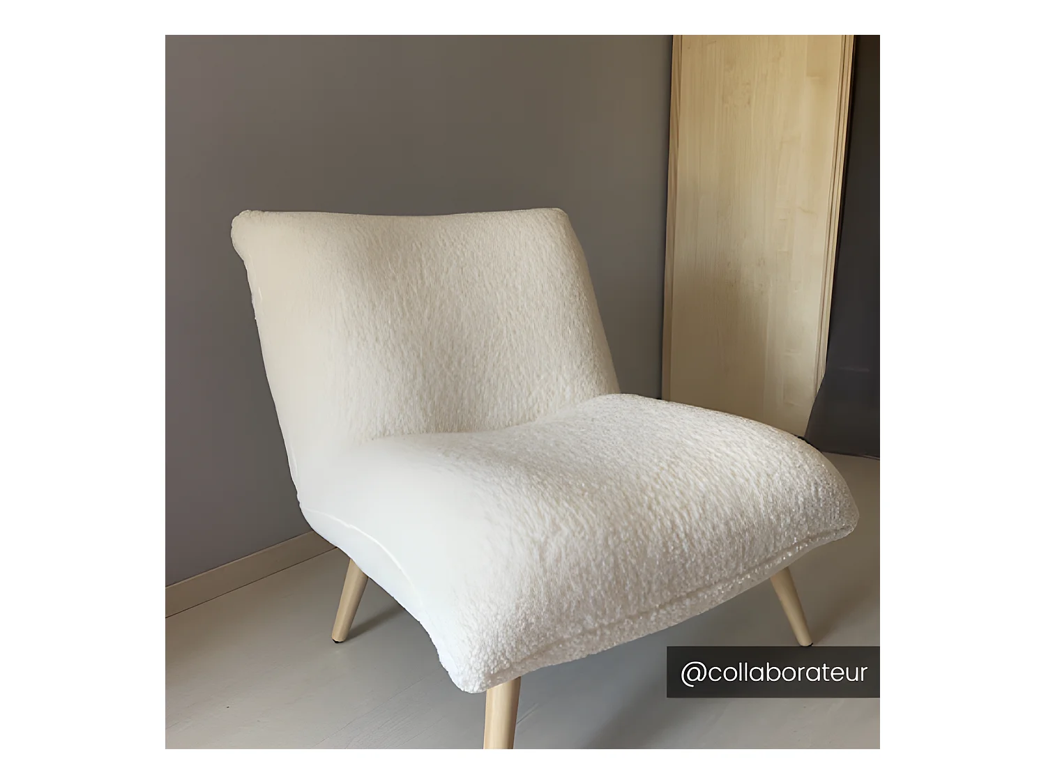 Fauteuil en tissu bouclette effet peau de mouton PEPITA - Blanc