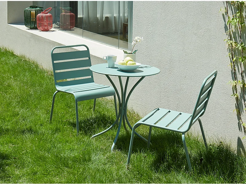 Garten-Essgruppe: Tisch D. 60 cm + 2 stapelbare Stühle - Metall - Mandelgrün - MIRMANDE von MYLIA