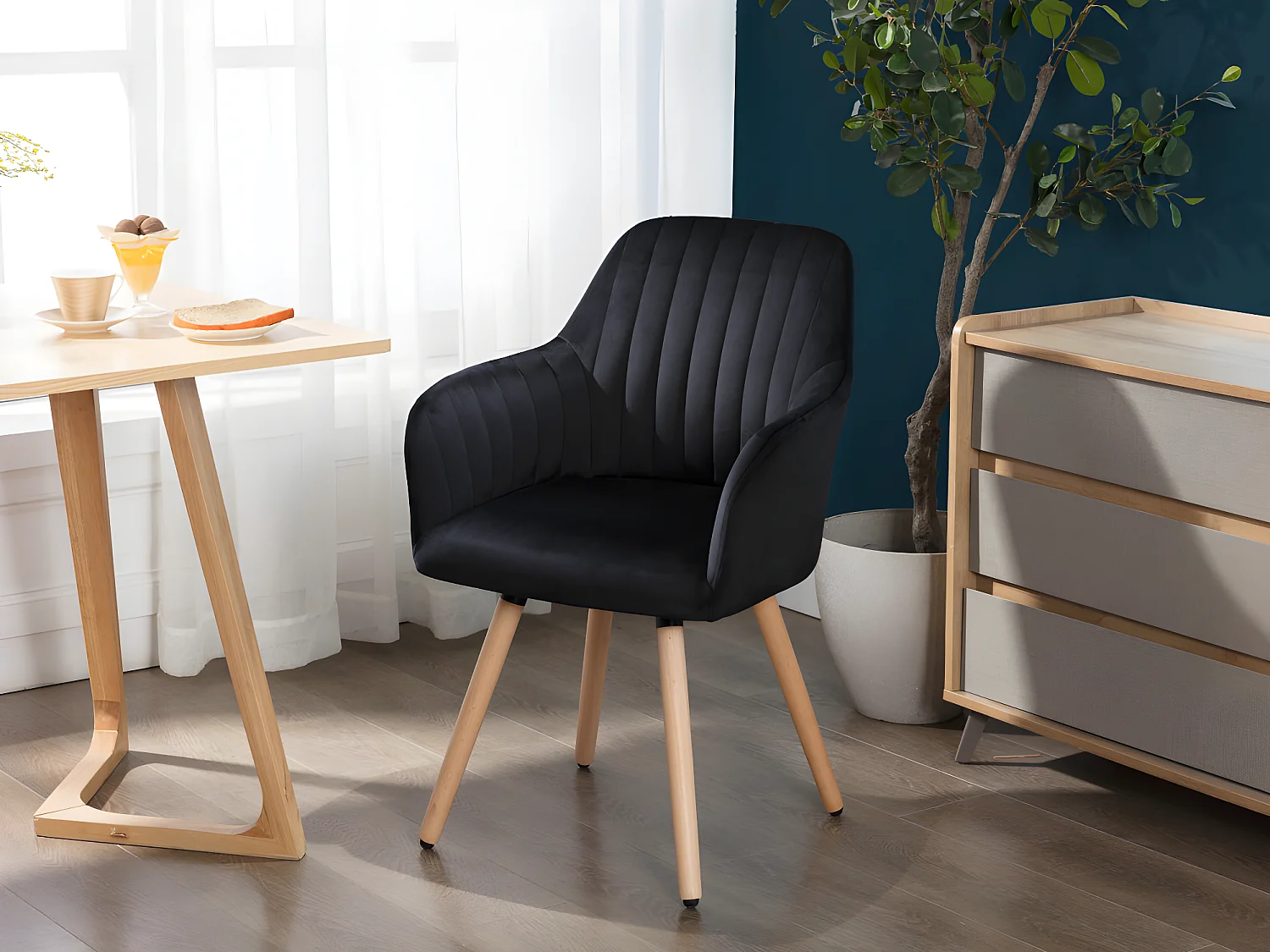 Lot de 2 chaises avec accoudoirs en velours et pieds bois de hêtre - Noir - ELEANA