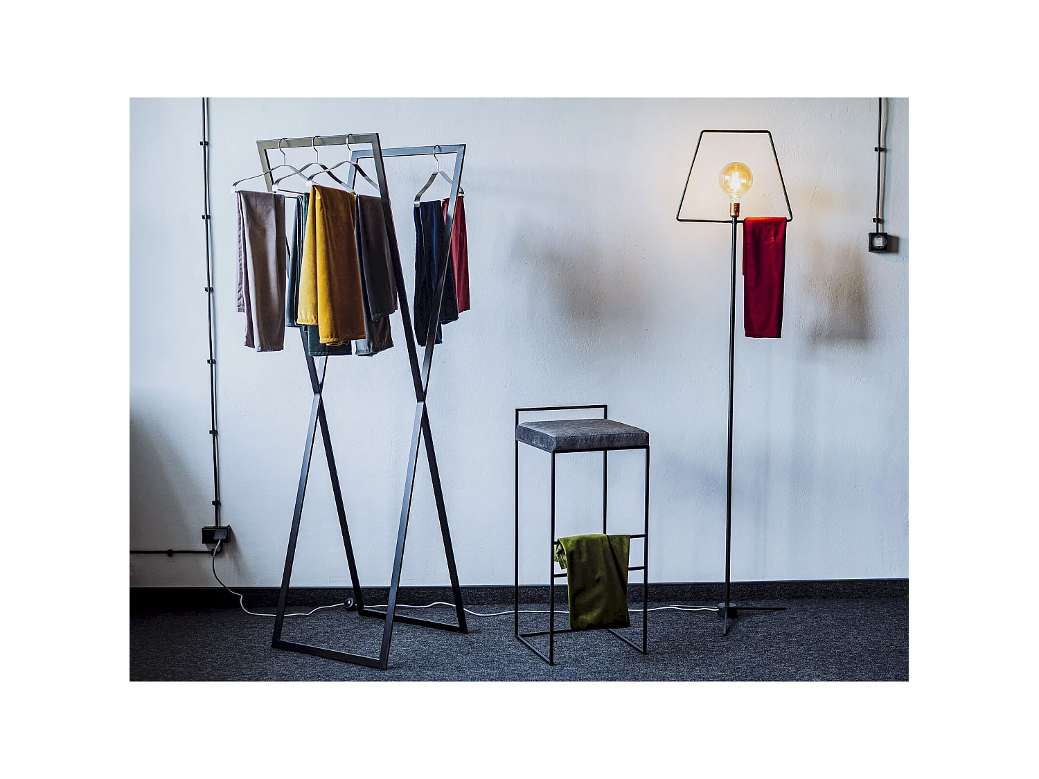 Tabouret Disi 35 x 35 x 82 cm