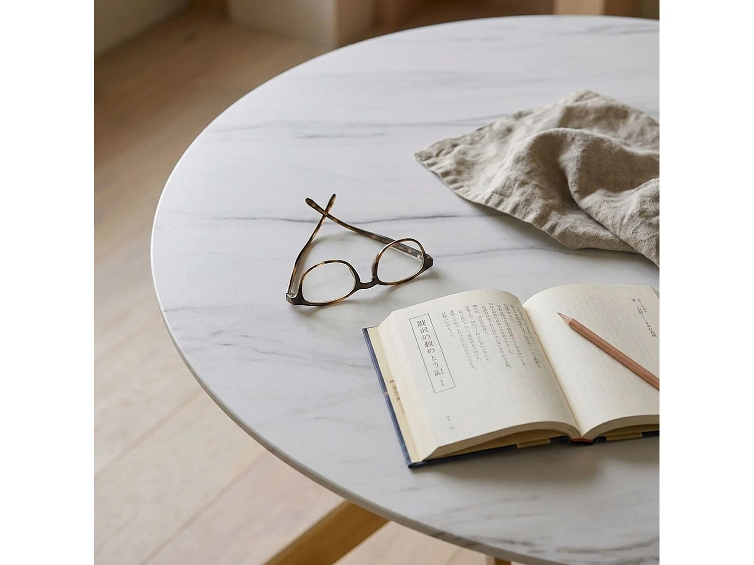 Table de Repas Ronde "Rixa" 120cm Effet Marbre