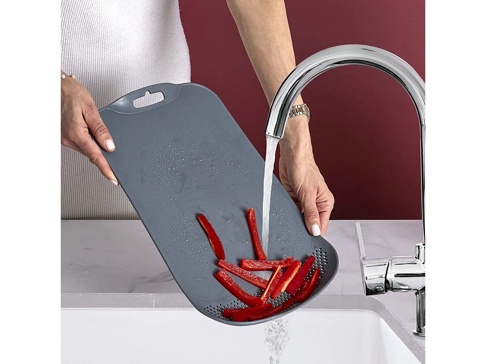 Planche à découper en polypropylène avec passoire intégrée (Lot de 2) Bordeaux