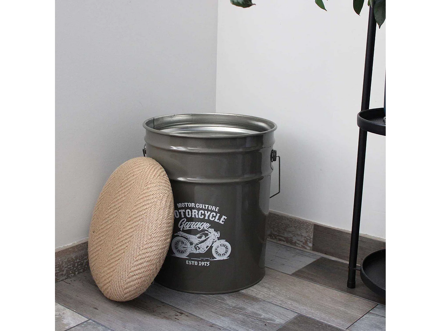 Pouf seau à pellets en métal Motorcycle