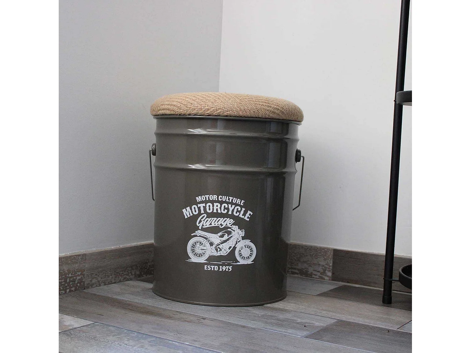 Pouf seau à pellets en métal Motorcycle