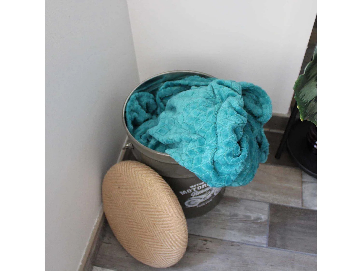 Pouf seau à pellets en métal Motorcycle