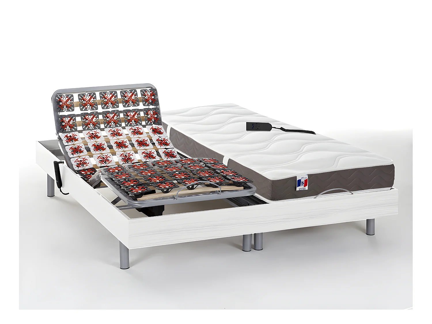Lit électrique de relaxation tout plots + matelas 100% latex 3 zones - 2 x 70 x 190 cm - Blanc - JUPITER de YSMÉE