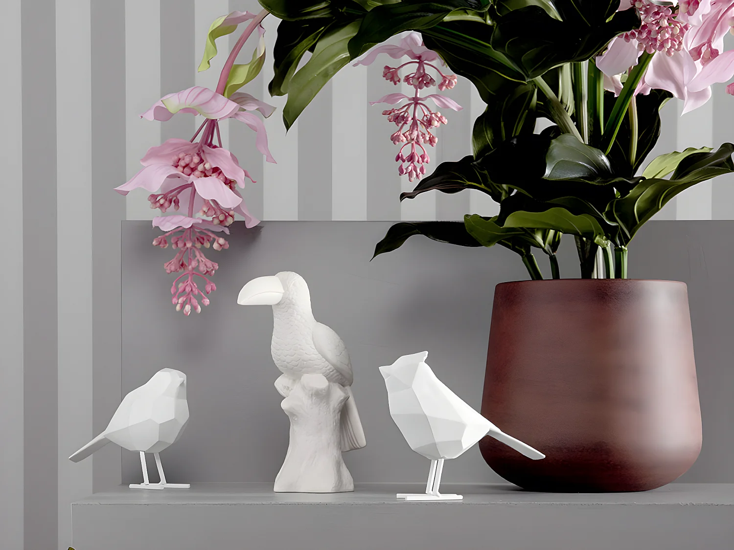 Pájaro de resina mate Origami 17cm