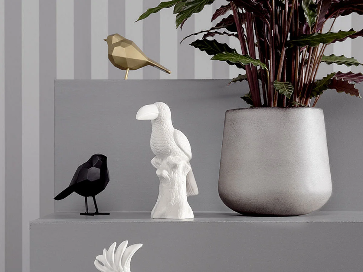 Dekorativer Vogel aus mattem Harz 17 cm "Origami"