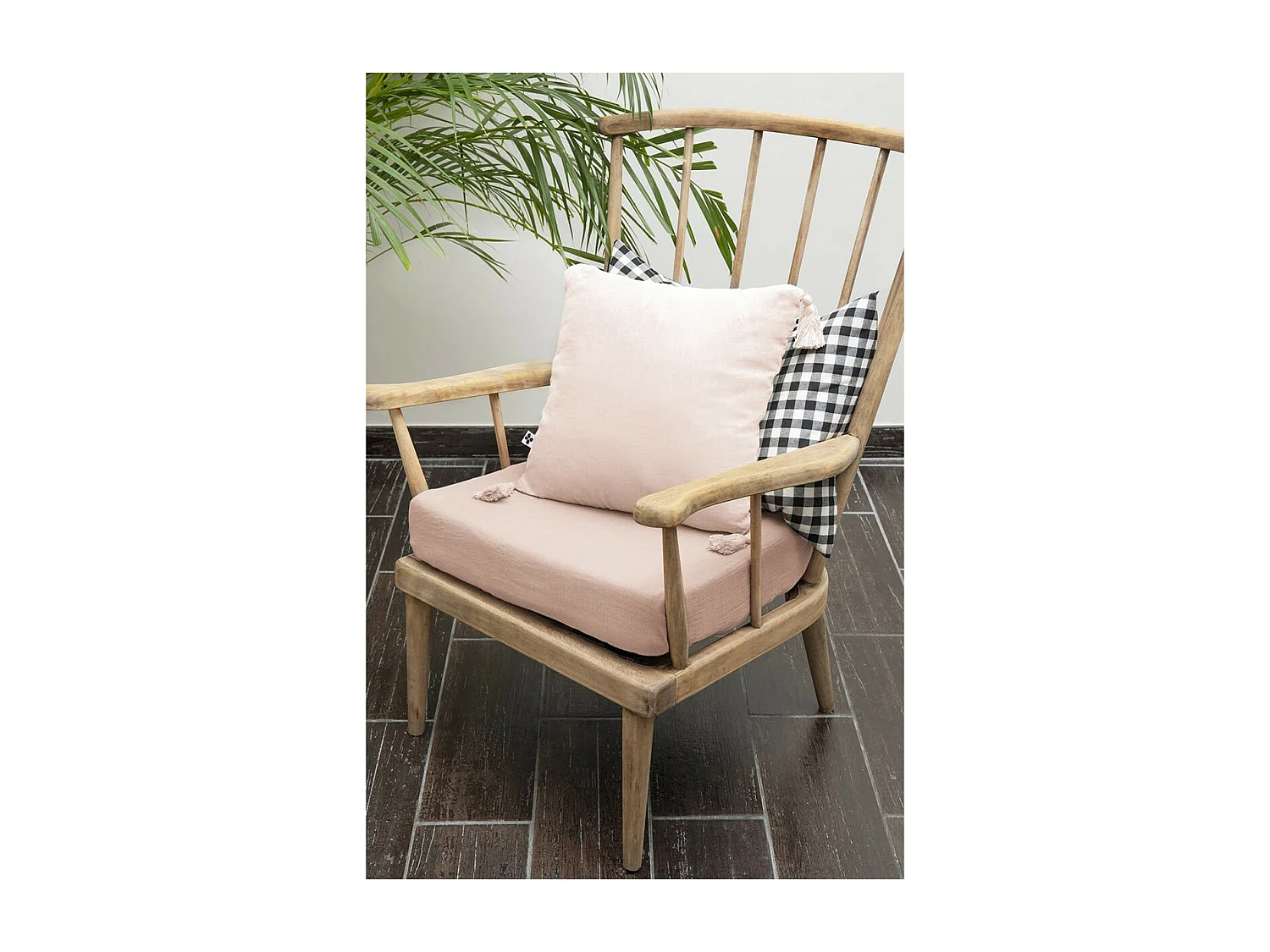 OUREA - Coussin Déhoussable 40x40cm avec Pompons Gaze de Coton Guimauve