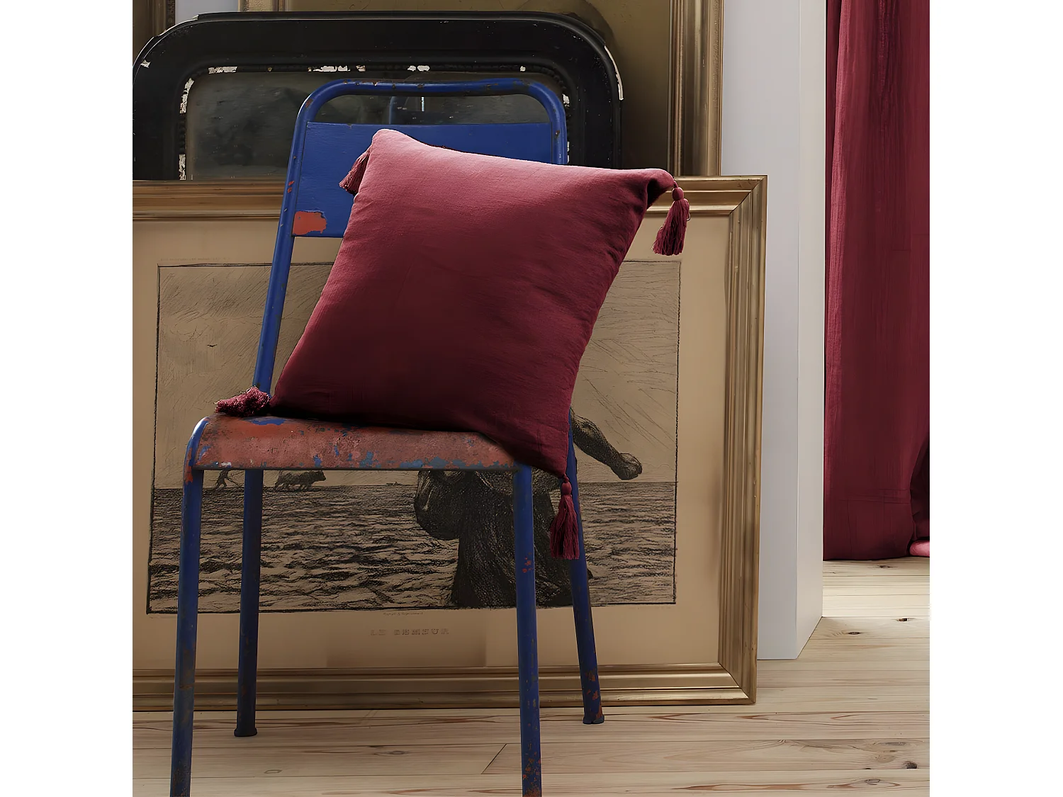 OUREA - Coussin Déhoussable 40x40cm avec Pompons Gaze de Coton Lie de Vin