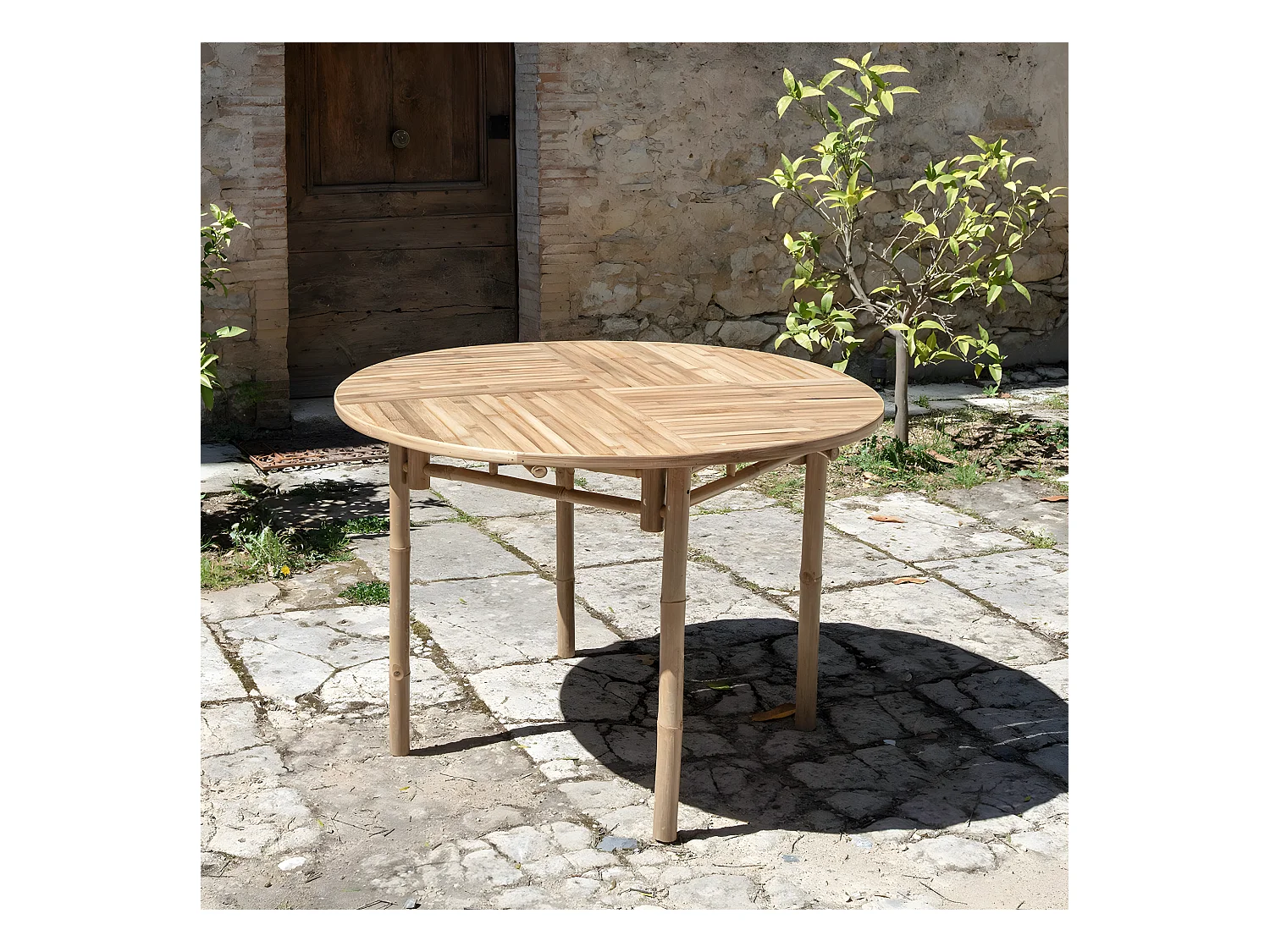 Mesa de jardín redonda de bambú