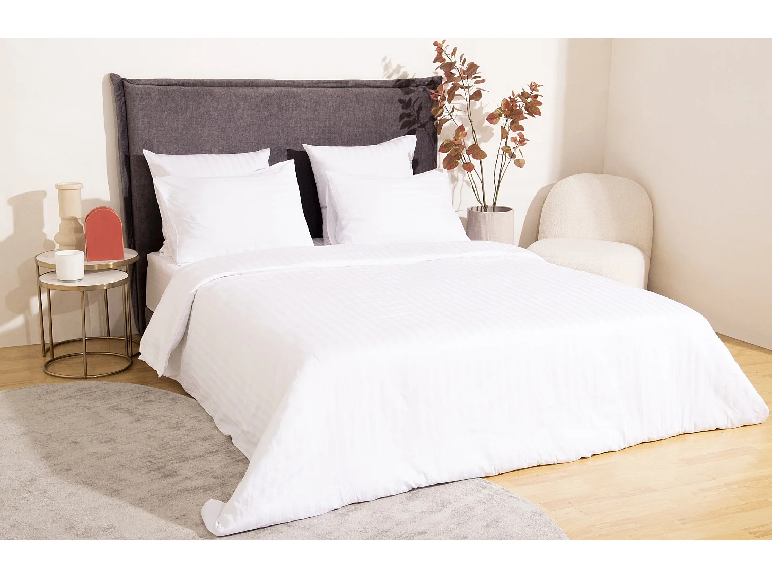 Ensemble deux taies d'oreiller blanc rayures blanches satin 63x63cm