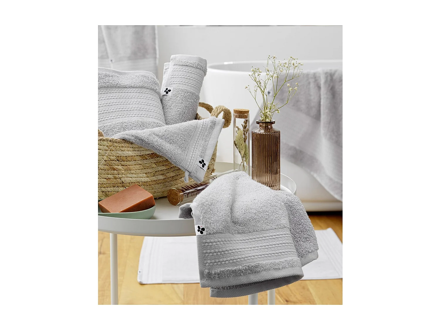 EMMA - Serviette de Bain 90x150cm en Coton Bio Coloris Nuage