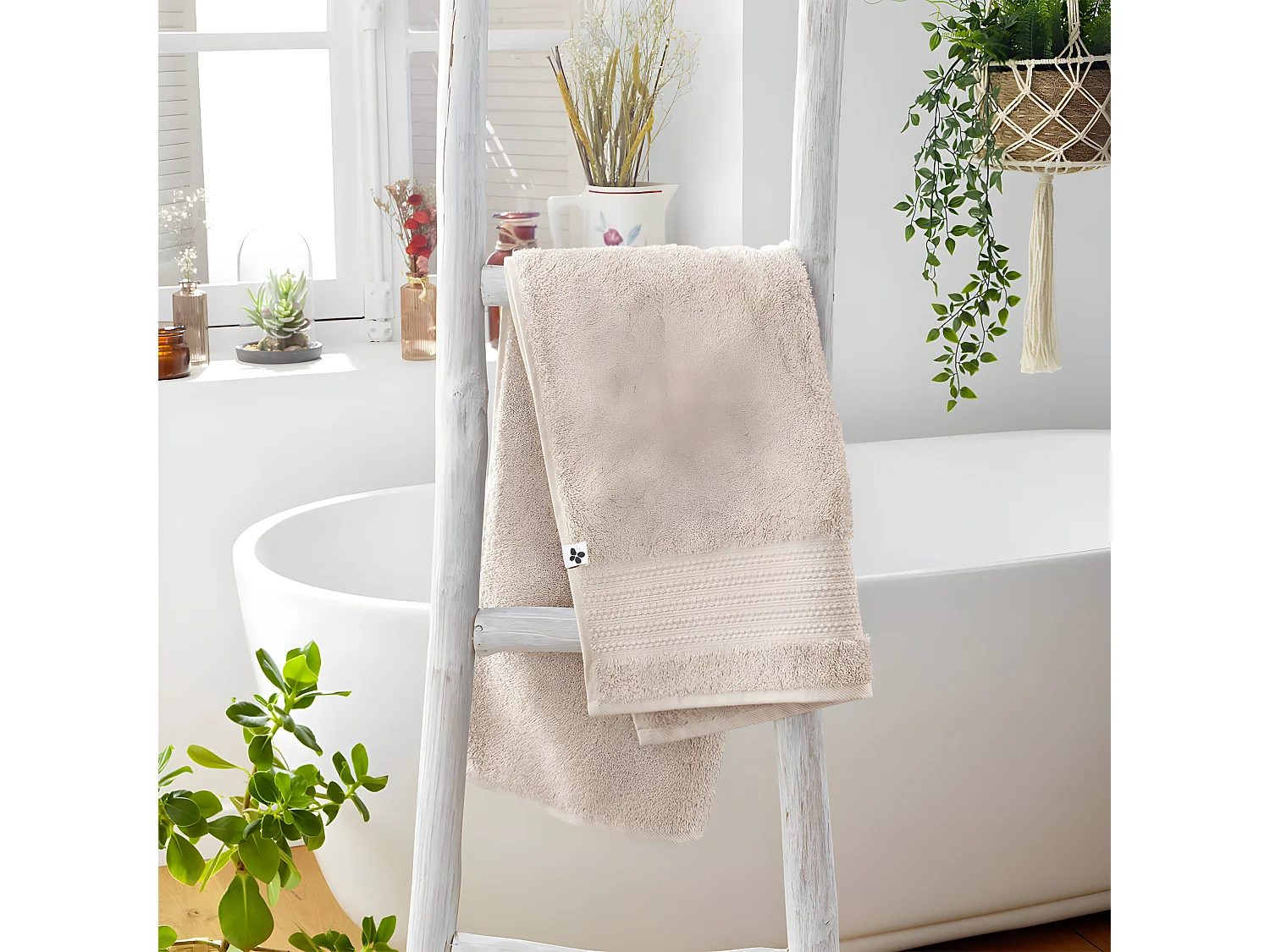 EMMA - Serviette de Toilette 50x90cm en Coton Bio Coloris Pampa