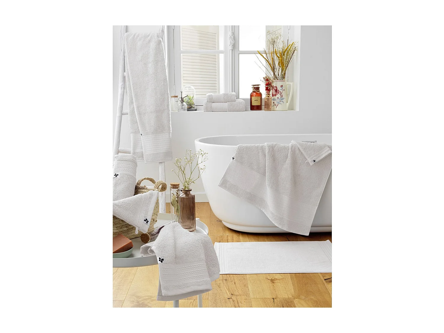EMMA - Serviette de Bain 90x150cm en Coton Bio Coloris Chantilly