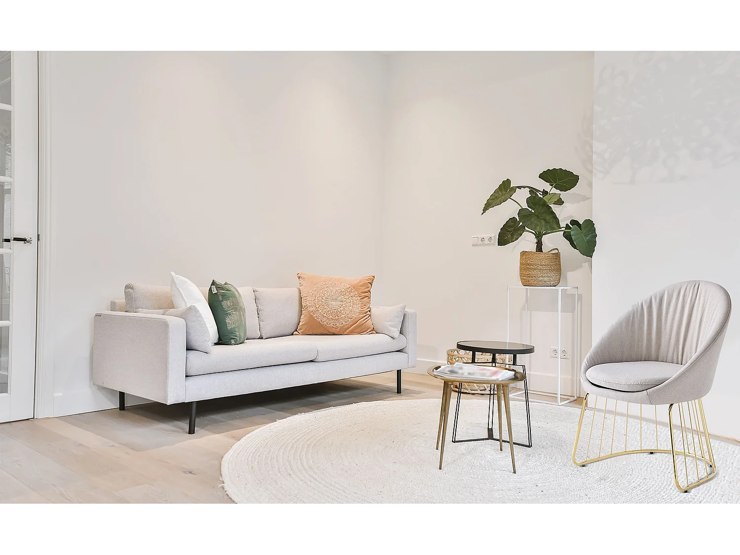 Chaise Design en Tissu "Mayra" 84cm Beige