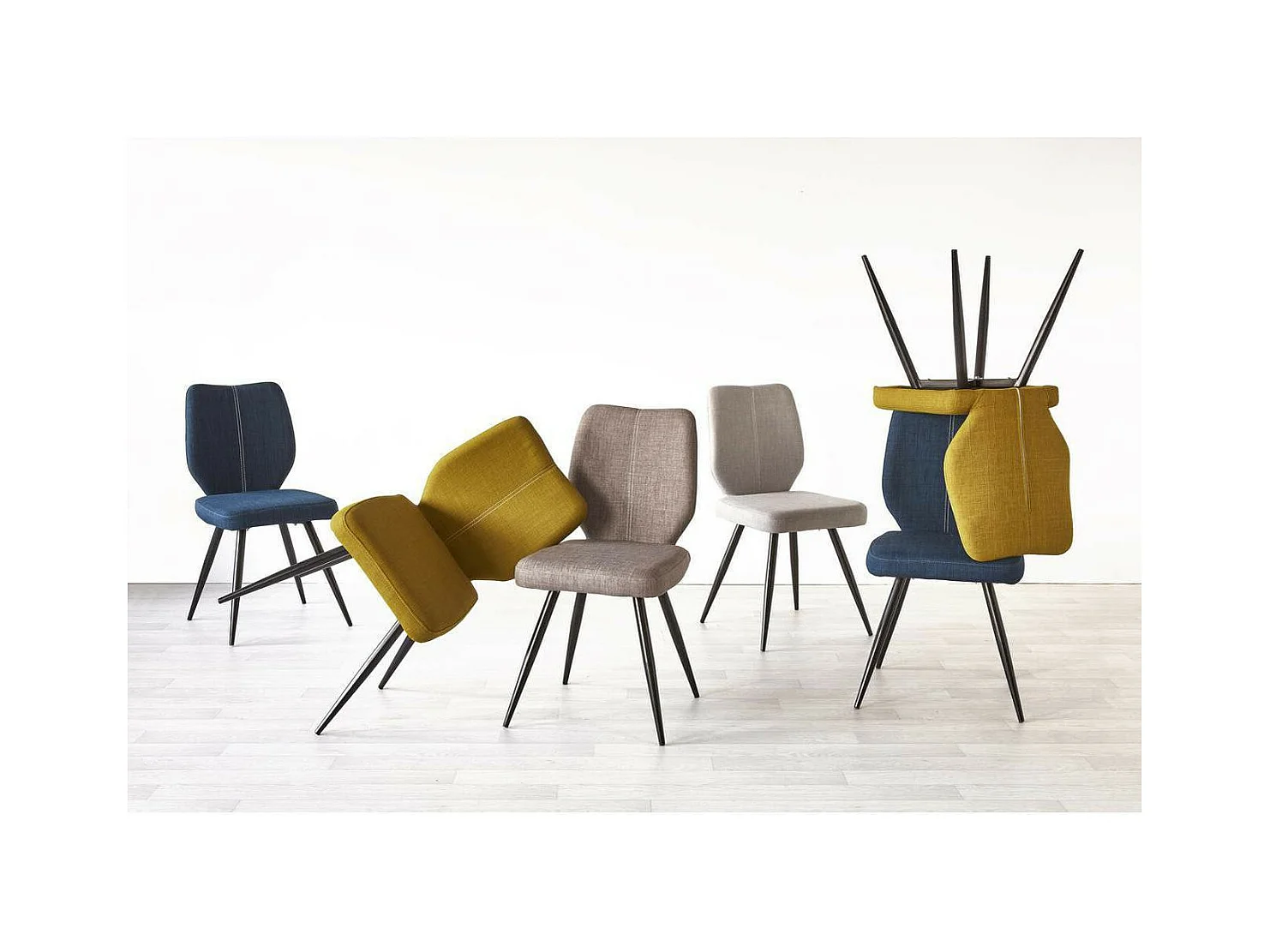 Lot de 2 Chaises Design "Moulton" 89cm Marron