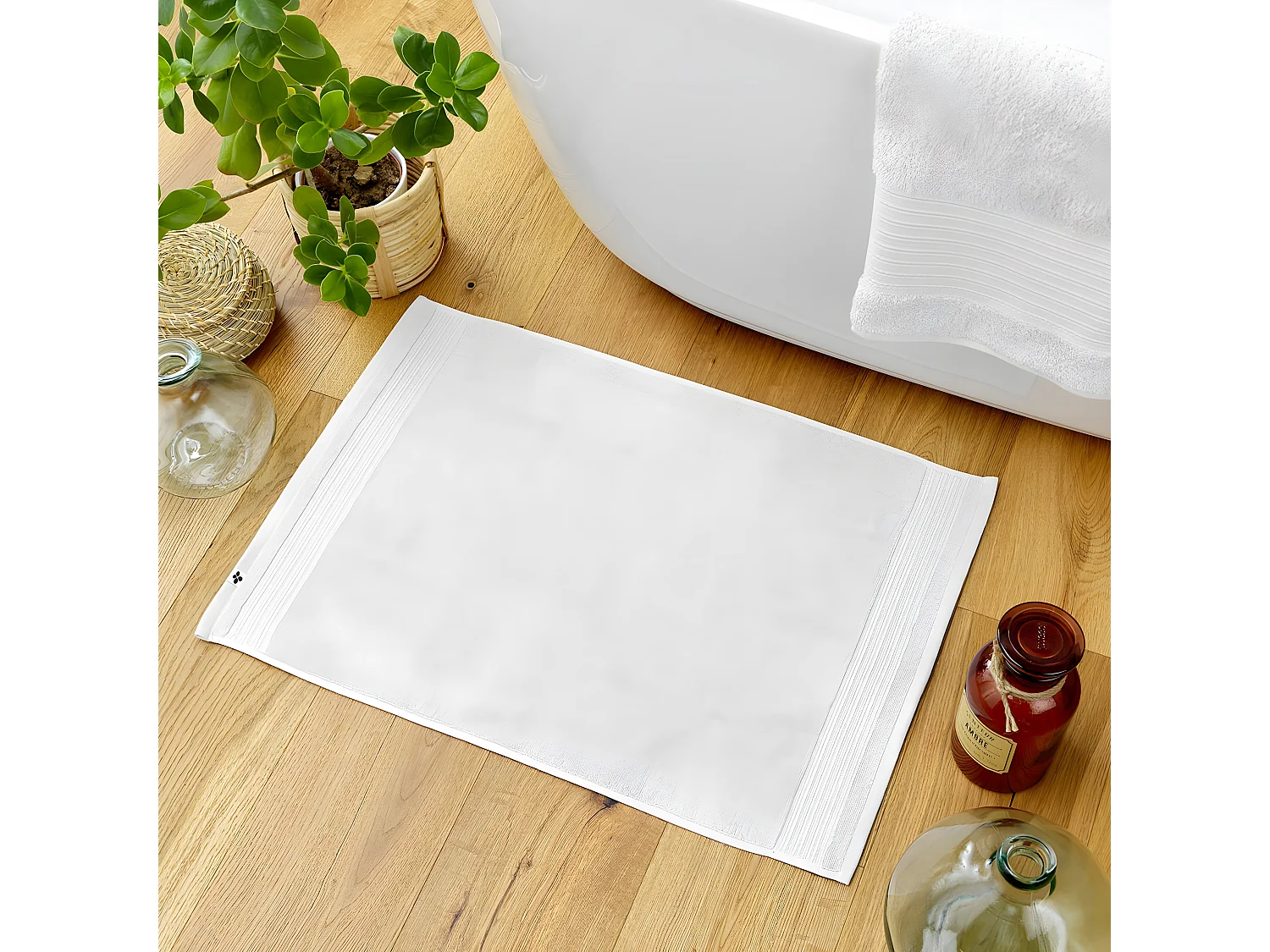 EMMA - Tapis de Bain 50x70cm en Coton Bio Coloris Chantilly