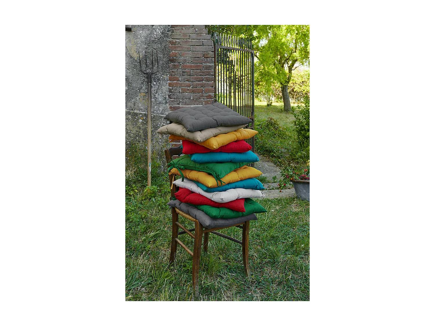 SOPHIE - Coussin de Chaise Matelassé 38x38cm Coton Coloris Cerise