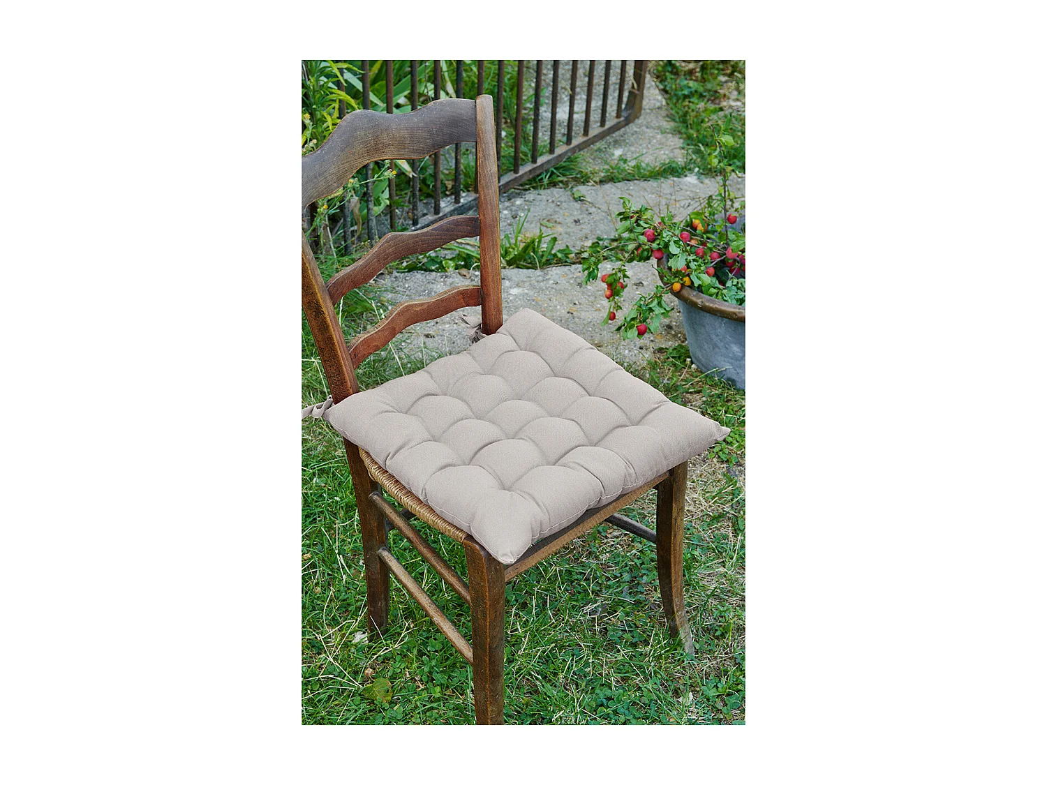 SOPHIE - Coussin de Chaise Matelassé 38x38cm Coton Coloris Nuage