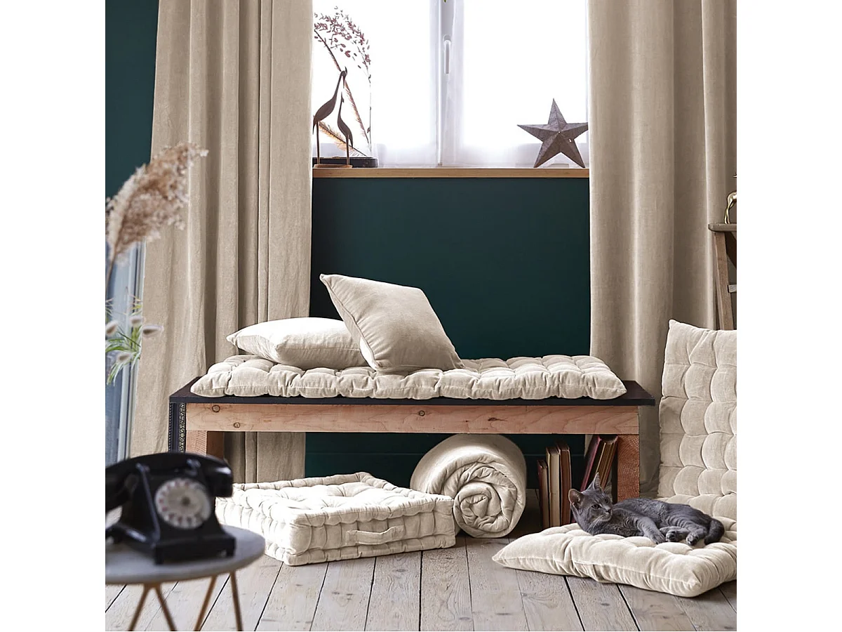 HARRIS - Coussin de Sol 50x50cm Velours de Coton Capitonné Coloris Pampa