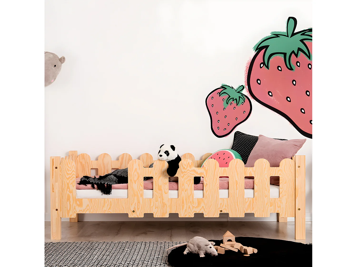 Cama de entrada esquerda 70x140 com estrado de ripas Anna Bois