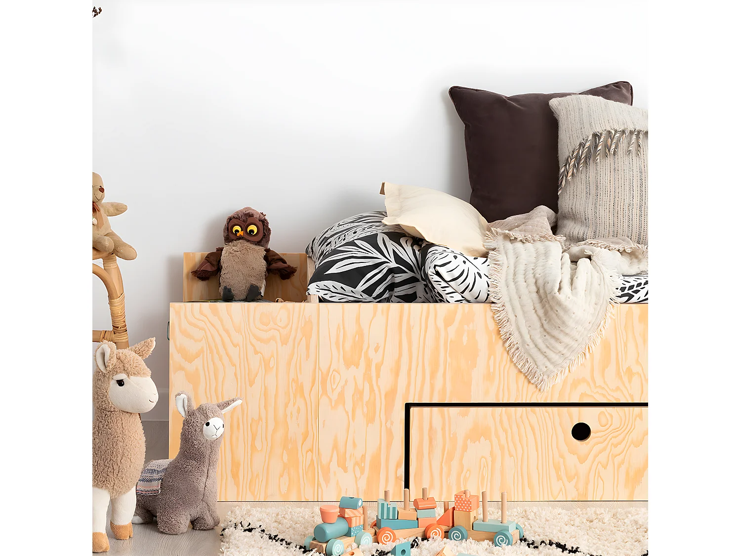 Cama 90x190 com estrado de molas e gaveta Tristan Bois