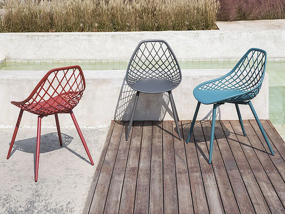 Set van 2 tuinstoelen van polypropyleen met metalen poten - Antraciet - MALAGA