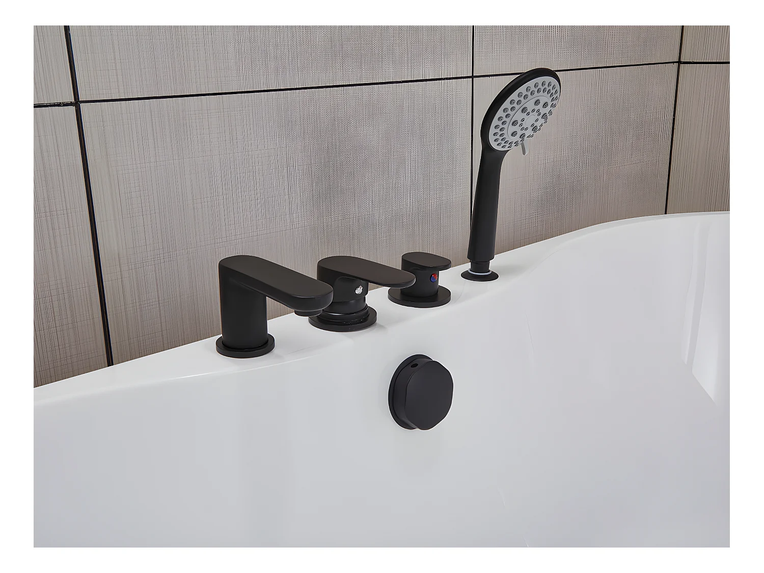 Baignoire îlot STEPONA avec robinetterie - 195 L - 150*75*58 cm - Blanche